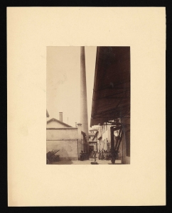 Undici vedute dello stabilimento Pirelli di via Ponte Seveso