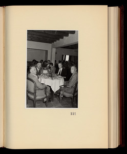 Album fotografico delle celebrazioni per il cinquantenario dello stabilimento Pirelli di Villanueva y Geltr&uacute;