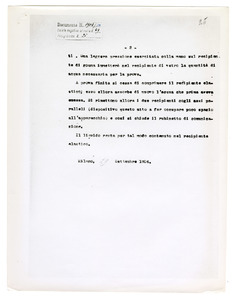 Apparecchio per provare la tenuta delle valvole nelle coperture pneumatiche