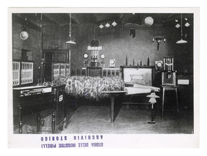 1906 - Il Gabinetto elettrico nello stabilimento di Milano