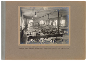 Stabilimento Milano - Una sala di confezione e consegna di pere, schizzetti, sonde ed altri articoli in gomma stampata