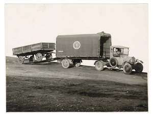 1925/Autotreno Fiat con pneumatici e gomme piene Pirelli