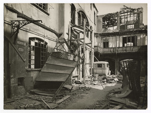 Scorcio della Sede Pirelli dopo i bombardamenti del 1943: Ricovero A