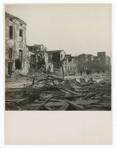 Sede - Vista dalla portienria Villa Pirelli