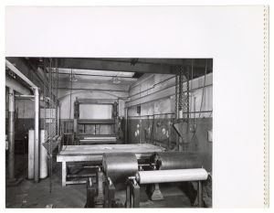 Lavorazione foglie - placche/gomme da cancellare - rivestimenti/lavorazione nastri trasportatori/cinghie - cinghiette - accessori per macchine tessili