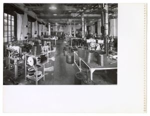 Lavorazione foglie - placche/gomme da cancellare - rivestimenti/lavorazione nastri trasportatori/cinghie - cinghiette - accessori per macchine tessili