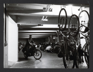 Deposito biciclette e moto