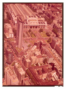 Veduta aerea del Centro Pirelli e dell'area circostante: è visibile la Stazione Centrale di Milano