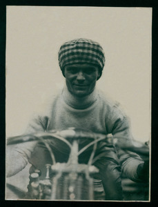 Il pilota Erminio Visioli nel 1921