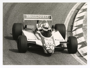 Il pilota Chico Serra su Fittipaldi-Ford Cosworth n. 20 gommata Pirelli