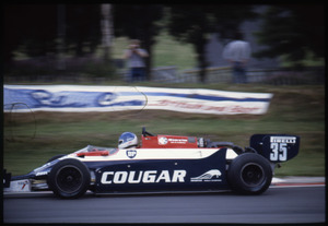 Il pilota Dereck Warwick su Toleman-Hart n. 35 gommata Pirelli