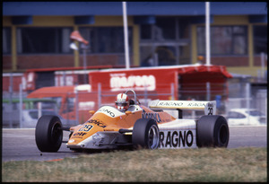 Il pilota Marc Surer su Arrows-Ford Cosworth n. 29