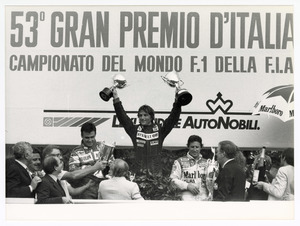 I piloti Ren&eacute; Arnoux, Patrick Tambay e Mario Andretti sul podio