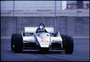 Il pilota Derek Warwick su Toleman-Hart n. 35 gommata Pirelli