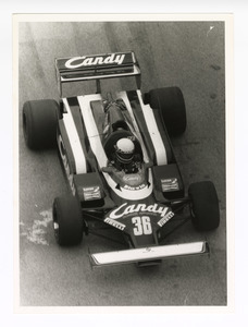 Il pilota Teo Fabi nel 1982
