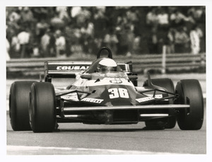 Il pilota Teo Fabi su Toleman-Hart n. 36