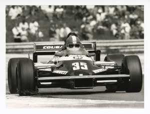 Il pilota Derek Warwick su Toleman-Hart n. 35