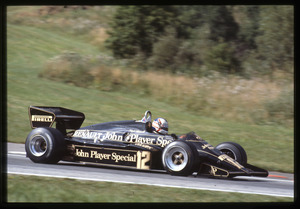 Il passaggio di Nigel Mansell su Lotus-Renault n. 12