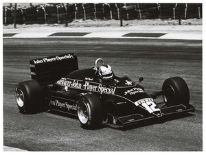 Il passaggio di Nigel Mansell su Lotus-Renault n. 12