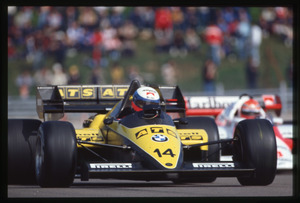 Il pilota Manfred Winkelhock su ATS-BMW n. 14