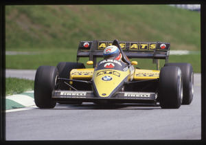 Il pilota Manfred Winkelhock su ATS-BMW n. 14