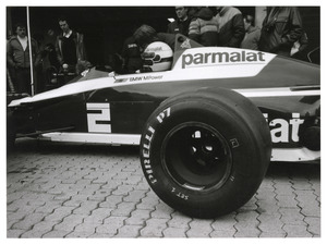 Brabham-BMM equipaggiata con pneumatici radiali Pirelli P7