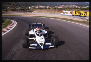 Prove in Portogallo per collaudare la Brabham-BMW gommata Pirelli