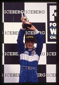 Il pilota Jean Alesi (n.4 Tyrell) classificatosi secondo