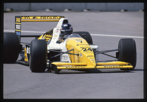 Il pilota Paolo Barilla  (n.24) su Minardi-Ford gommata Pirelli