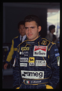 Il pilota Gianni Morbidelli  (n.24) della Minardi