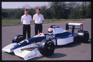 I progettisti Jean Claude Migeot e Harvey Postlethwait con i piloti Jean Alesi e Satoru Nakajima