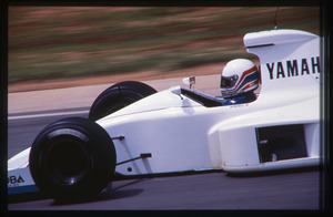 Il pilota Martin Brundle della Brabham-Yamaha (livrea senza sponsor)