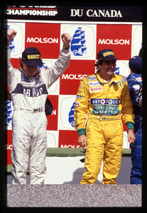 Il pilota Nelson Piquet (n. 20) primo su Benetton-Ford, il pilota Stefano Modena (n. 4) secondo su Tyrrell-Honda