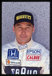 Il pilota Satoru Nakajima (n.3) della Tyrell-Honda