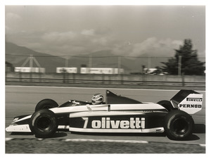 Il pilota Nelson Piquet (n.7) su Brabham-BMW