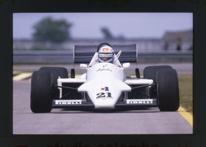 Il pilota Mauro Baldi (n.21) su Spirit-Hart gommata Pirelli