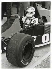 Il pilota Nelson Piquet (n. 7) ai box Brabham