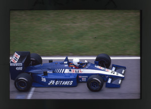 Il pilota Ren&eacute; Arnaux su Ligier-Renault