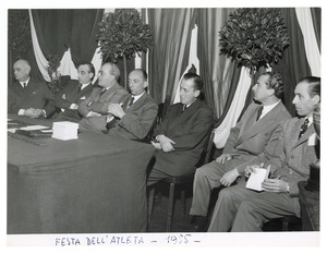 Il tavolo della presidenza: Luigi Rossari, Paolo Polese, Mario Collino, Ercole Casnedi, Luigi Pagotto, Ottorino Vannoni, il sig. Motta e l'ing. Kramer