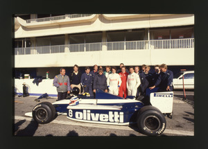 Il team Brabham-Pirelli con i piloti moto Barry Sheene, Marco Lucchinelli e Franco Uncini