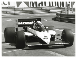 Fran&ccedil;ois Hesnault sulla Brabham BT 54 numero 8
