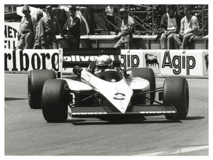 Fran&ccedil;ois Hesnault sulla Brabham BT 54 numero 8