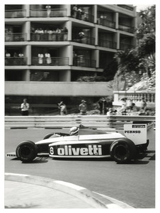 Fran&ccedil;ois Hesnault sulla Brabham BT 54 numero 8