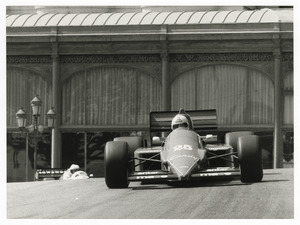 Andrea de Cesaris su Ligier JS 25 numero 25