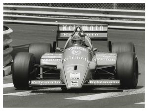 Piercarlo Ghinzani su Osella FA 1F numero 24