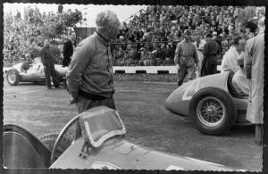 Piero Taruffi sul circuito del Gran Premio automobilistico di Siracusa del 16 marzo 1952